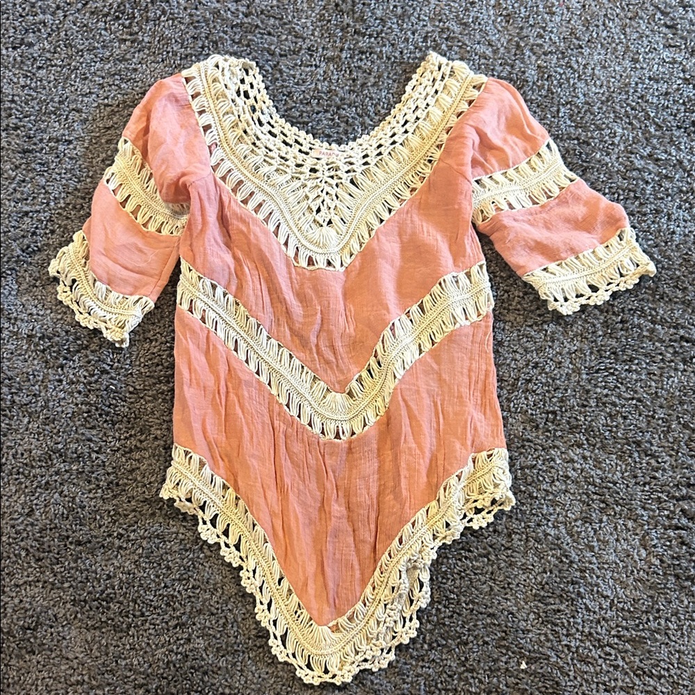 Crochet-Trim Pink V-Neck Tunic Top